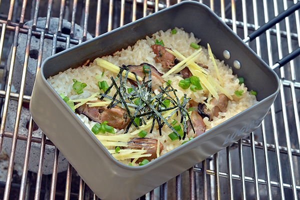 牡蠣の缶詰で炊き込みご飯